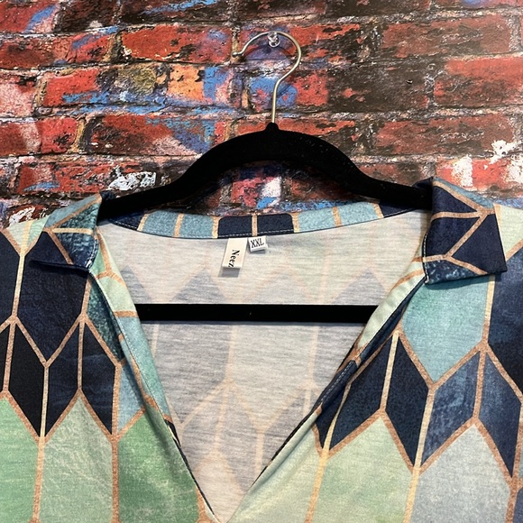 Women’s V-Neck Polo - XXL - Picture 3 of 4